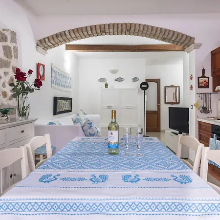 Casa Il Murales Holiday home Loceri